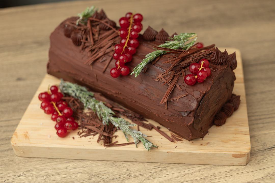 ALMADA BAKERY TRONCO DE NATAL Christmas Yule Log 00001